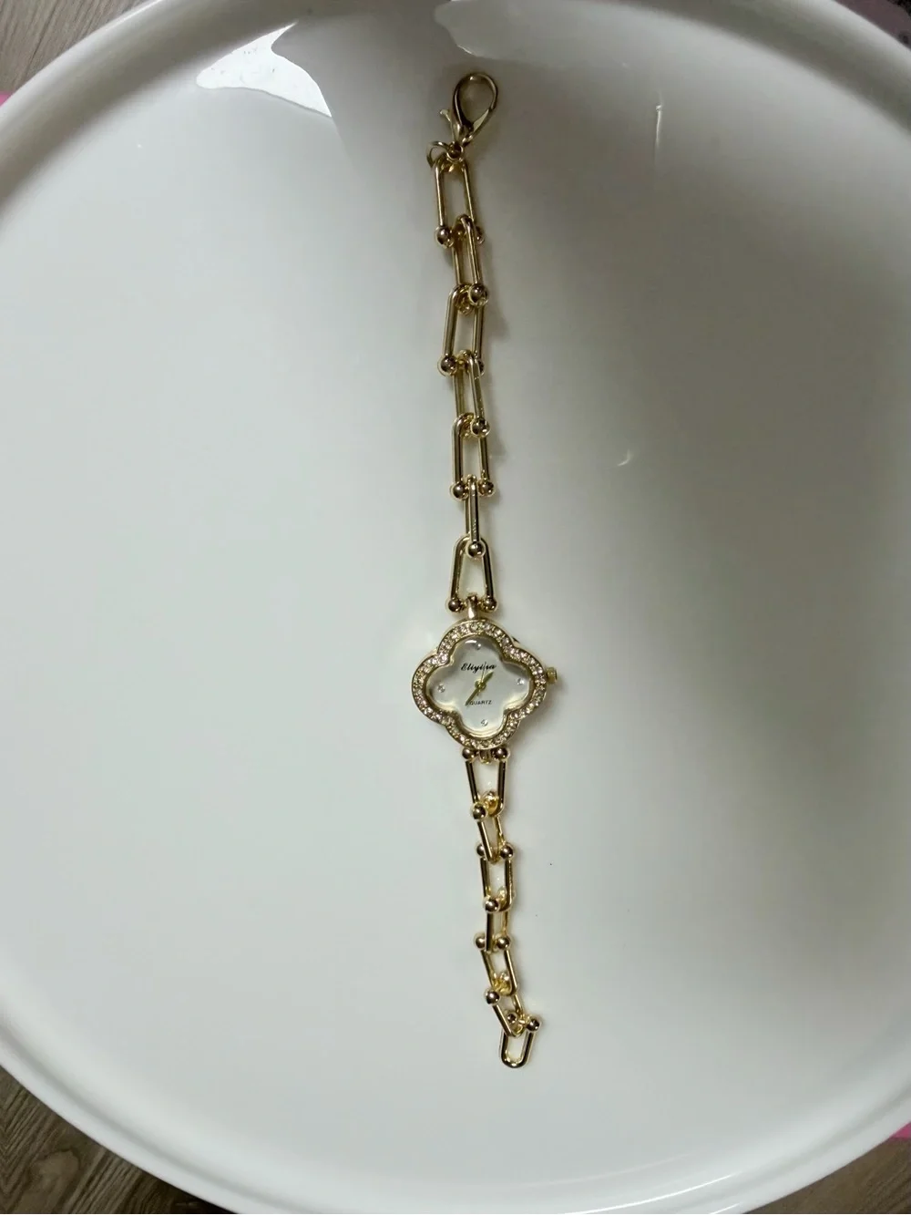 N/A gold tone